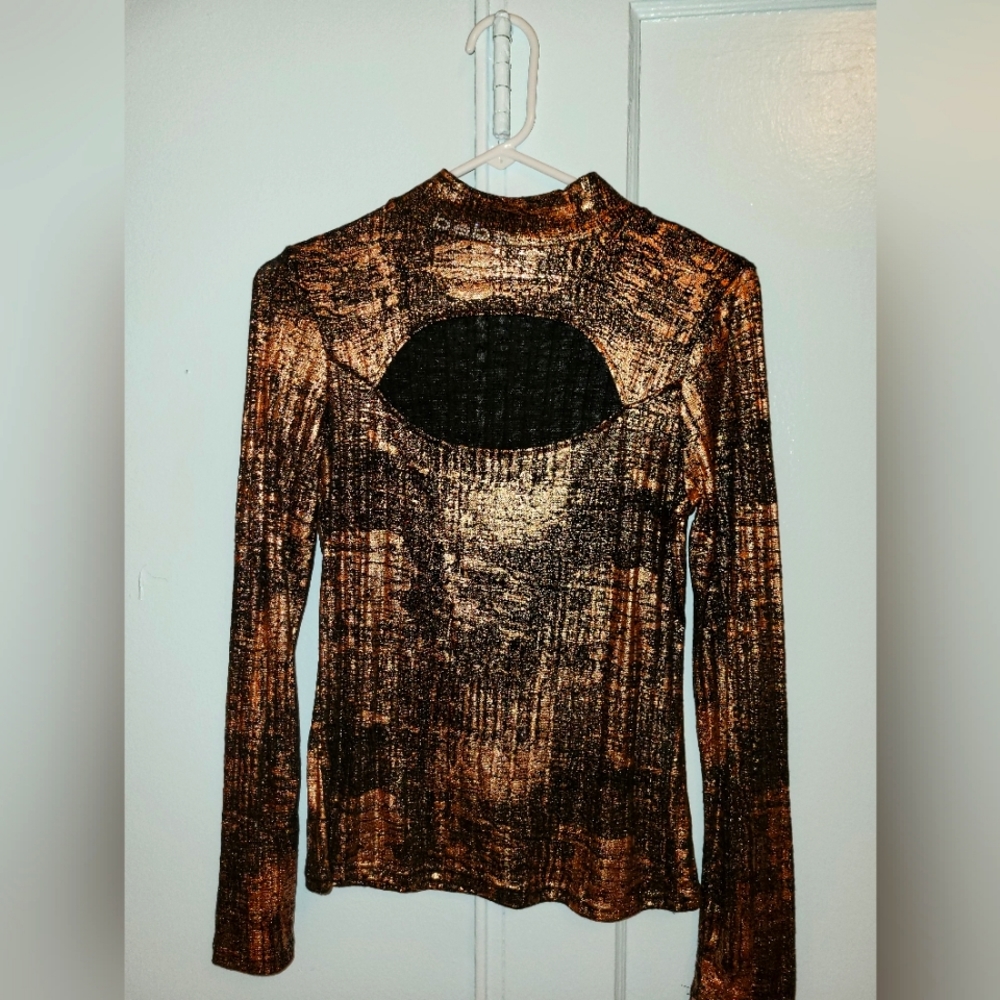 Long sleeve Bebe top